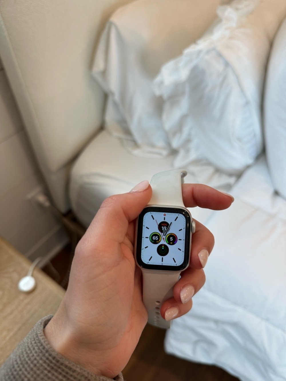 Apple Watch Series 5 (White) - Lightweight Fitness Smartwatch